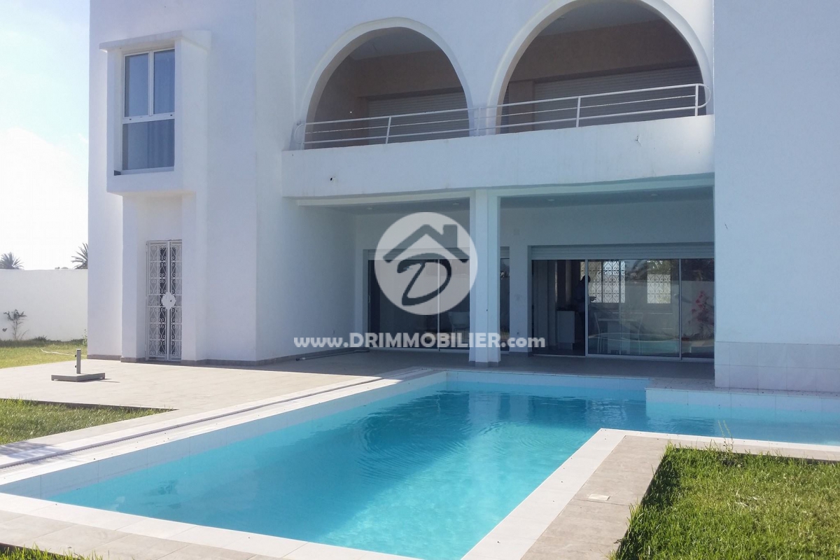 L 125 -                            Vente
                           VIP Villa Djerba